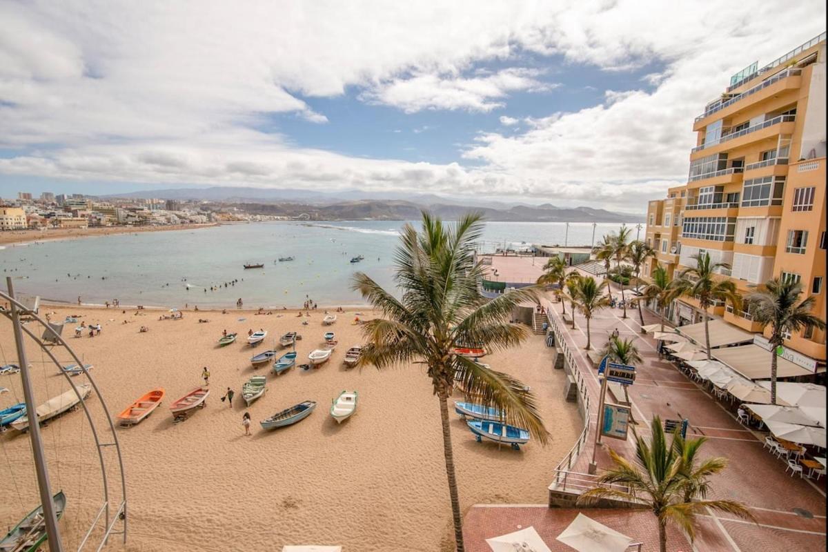 En Primera Linea De La Playa De Las Canteras Vista Al Mar Лас-Пальмас-де-Гран-Канария Экстерьер фото
