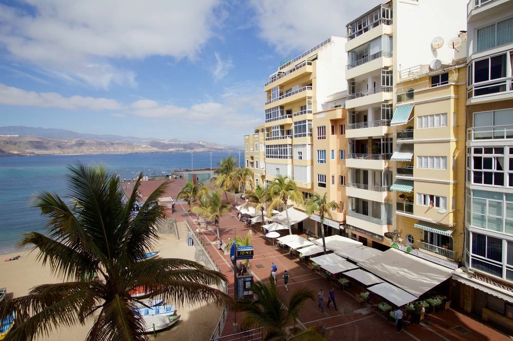 En Primera Linea De La Playa De Las Canteras Vista Al Mar Лас-Пальмас-де-Гран-Канария Экстерьер фото